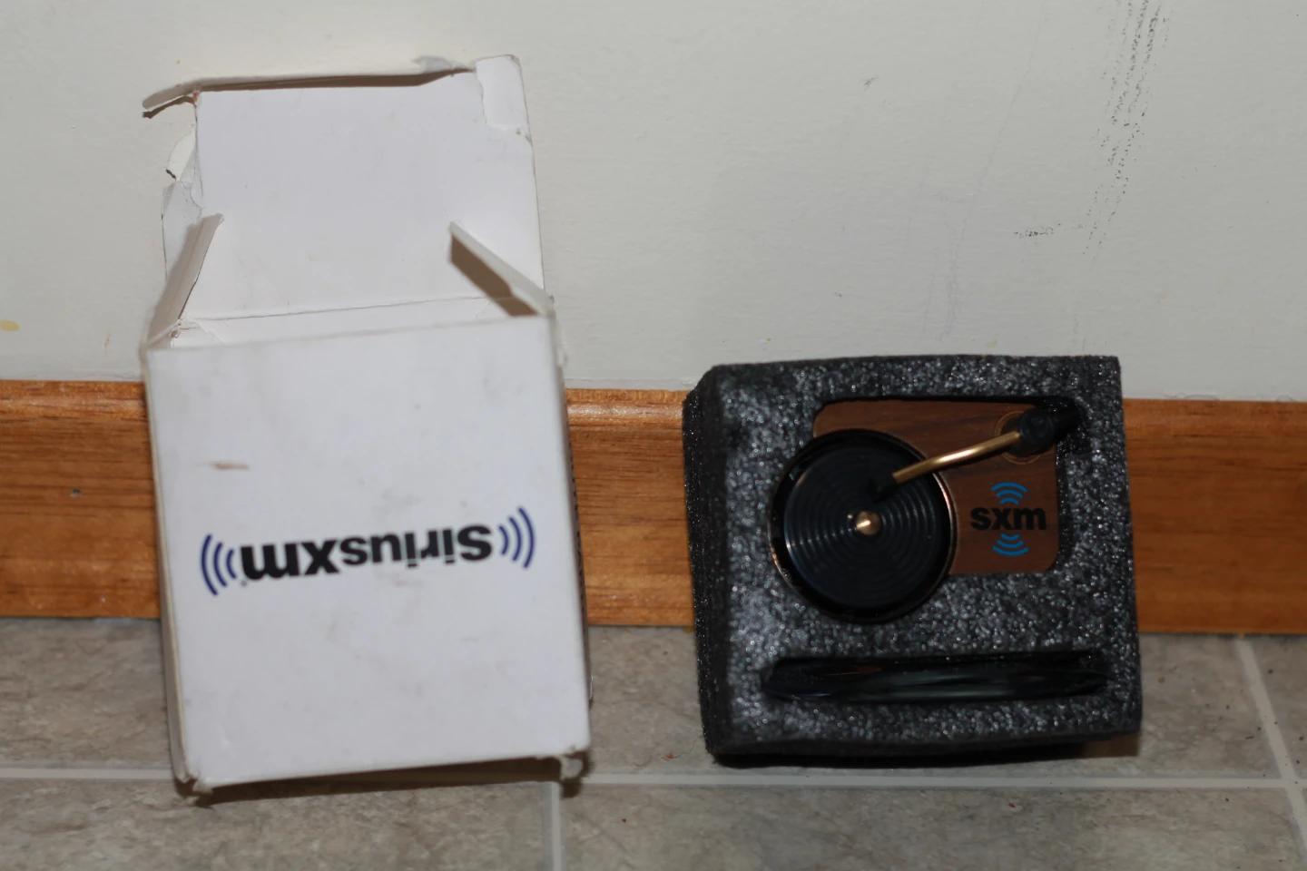 SiriusXM car vent air freshener