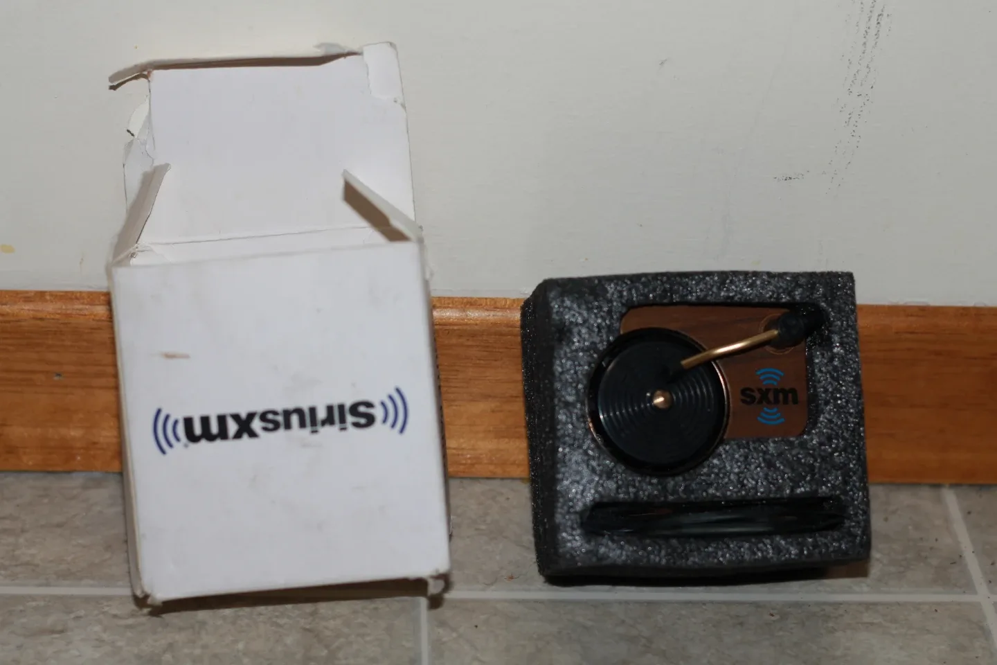 SiriusXM car vent air freshener