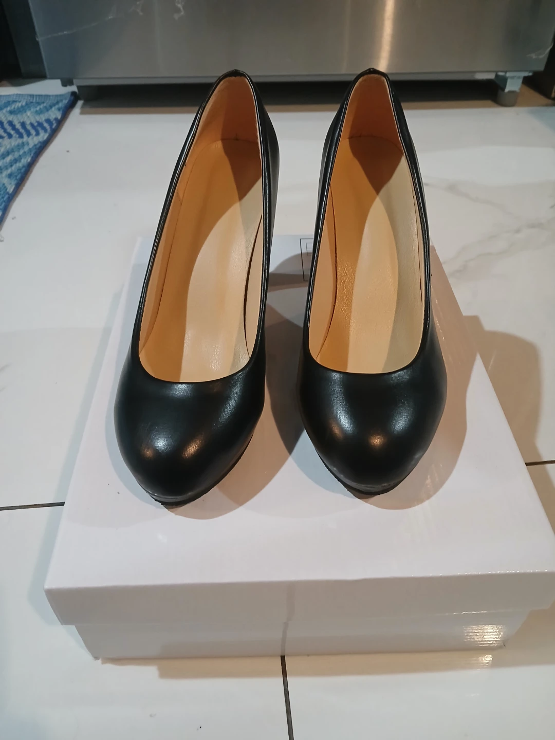 Black Pumps - Size 40 - photo 2