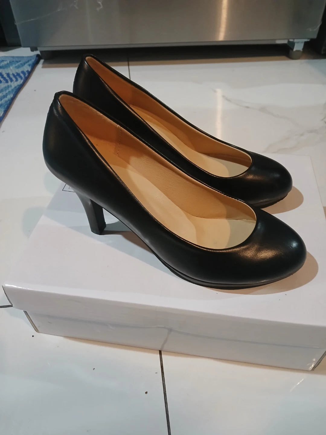 Black Pumps - Size 40 - photo 3