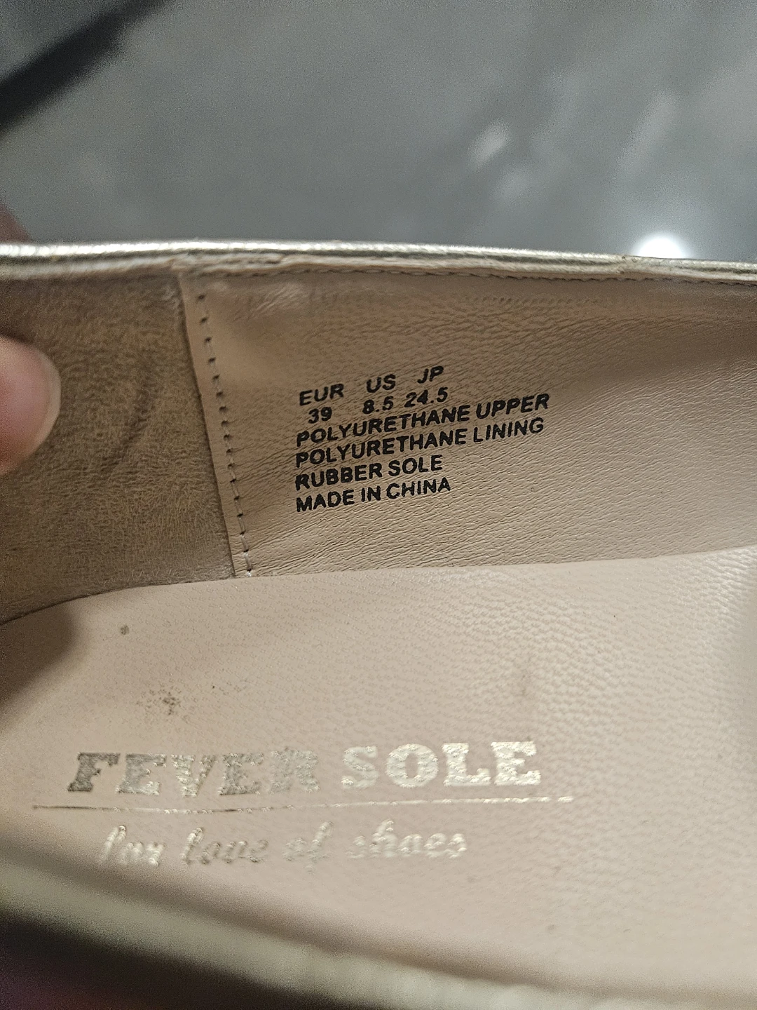 Golden shoes - photo 2