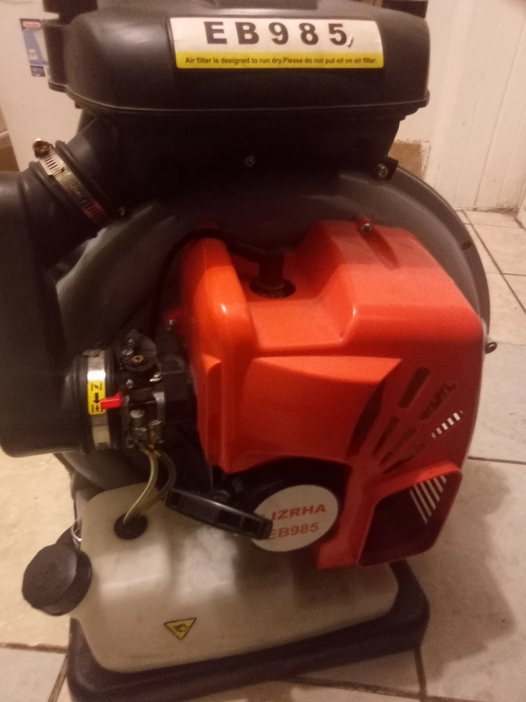 EB985 Backpack Leaf Blower