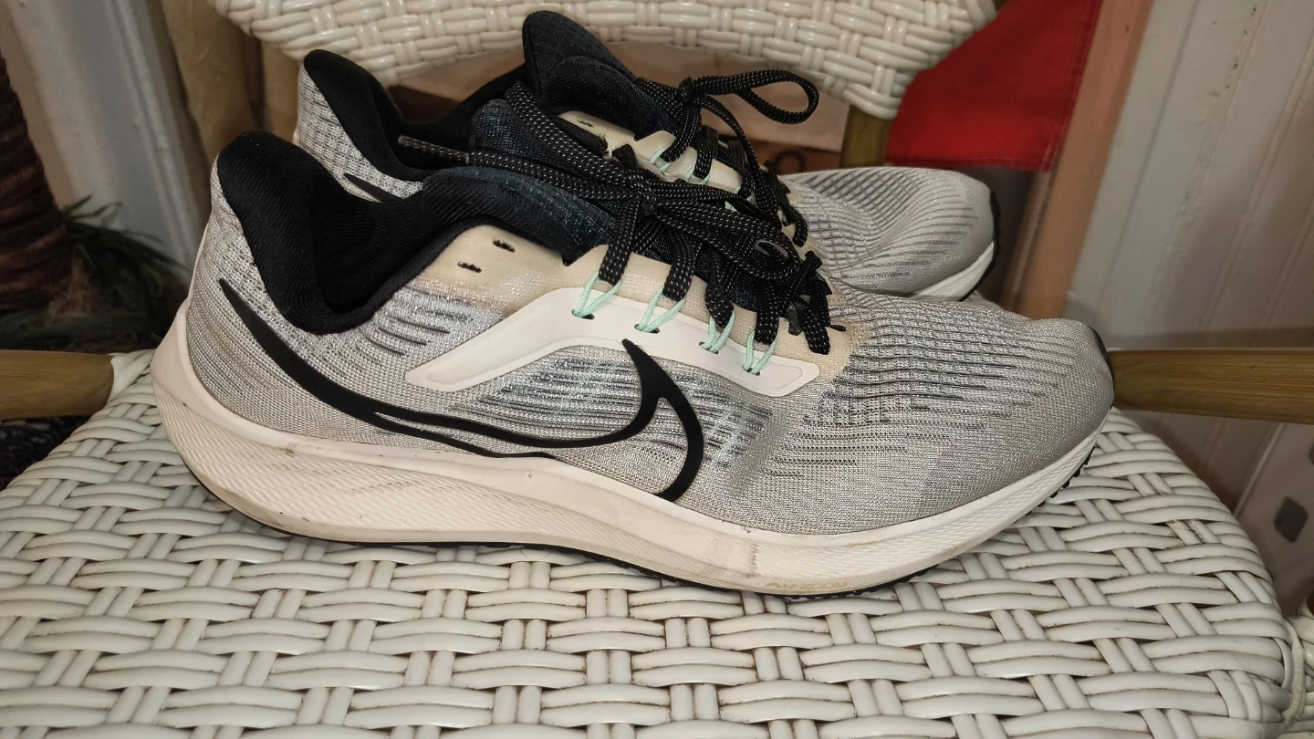 NIKE SHOES - photo 4
