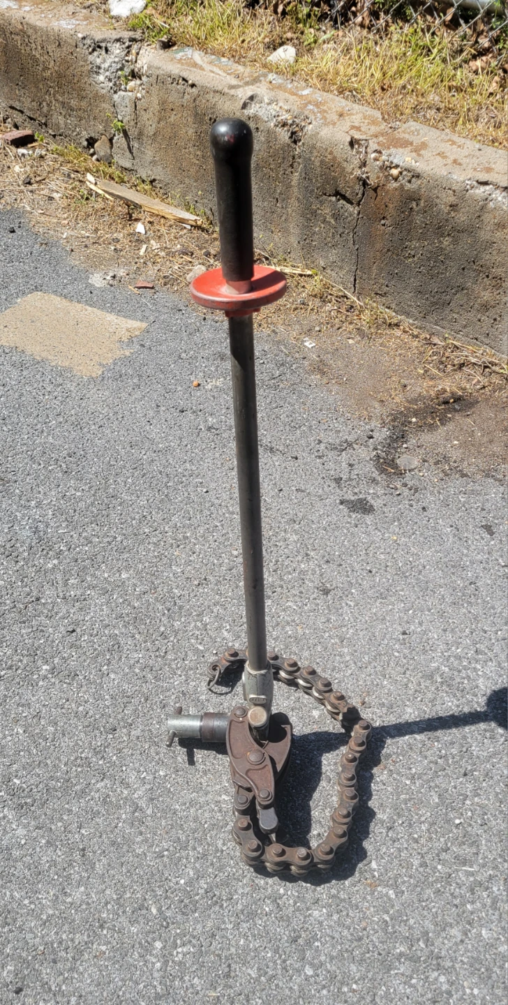RIDGID No. 246 Chain Pipe Wrench pipe cutter