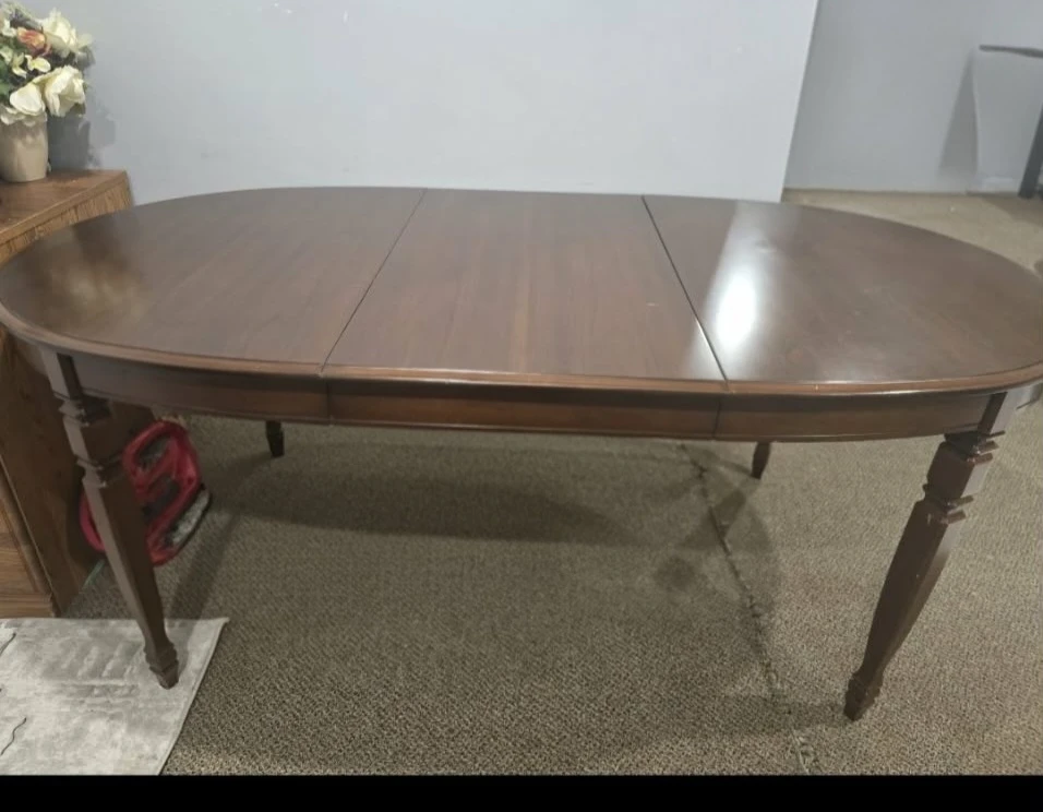 Very New Extendable Dining Table