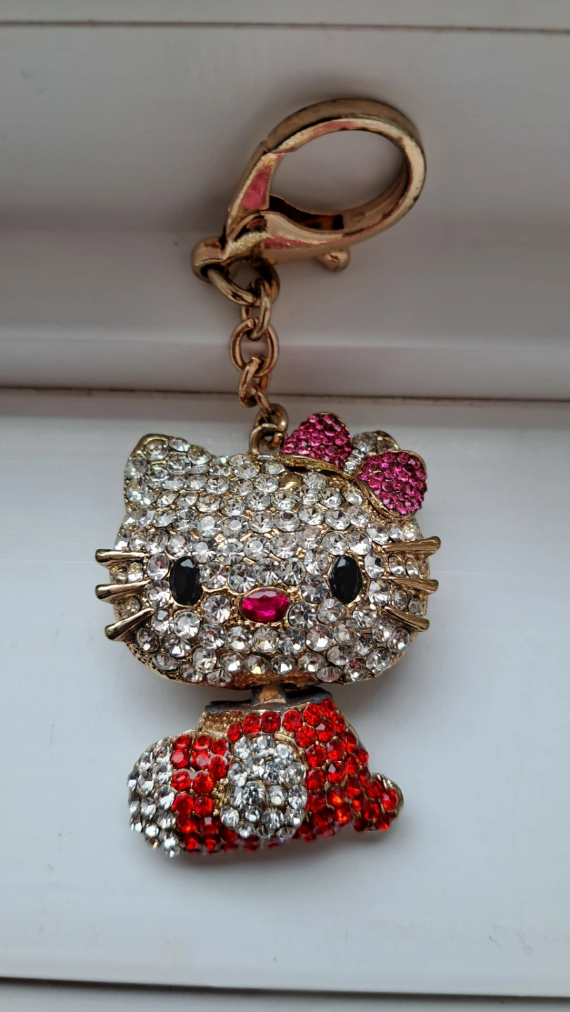 Rhinestone Hello Kitty Keychain with Red Bow 🌱