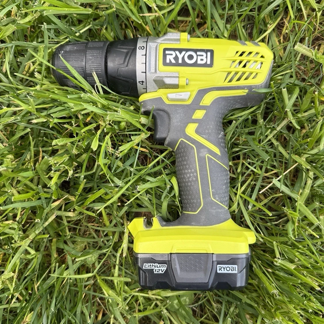 12 v ryobi drill, batt, and charger