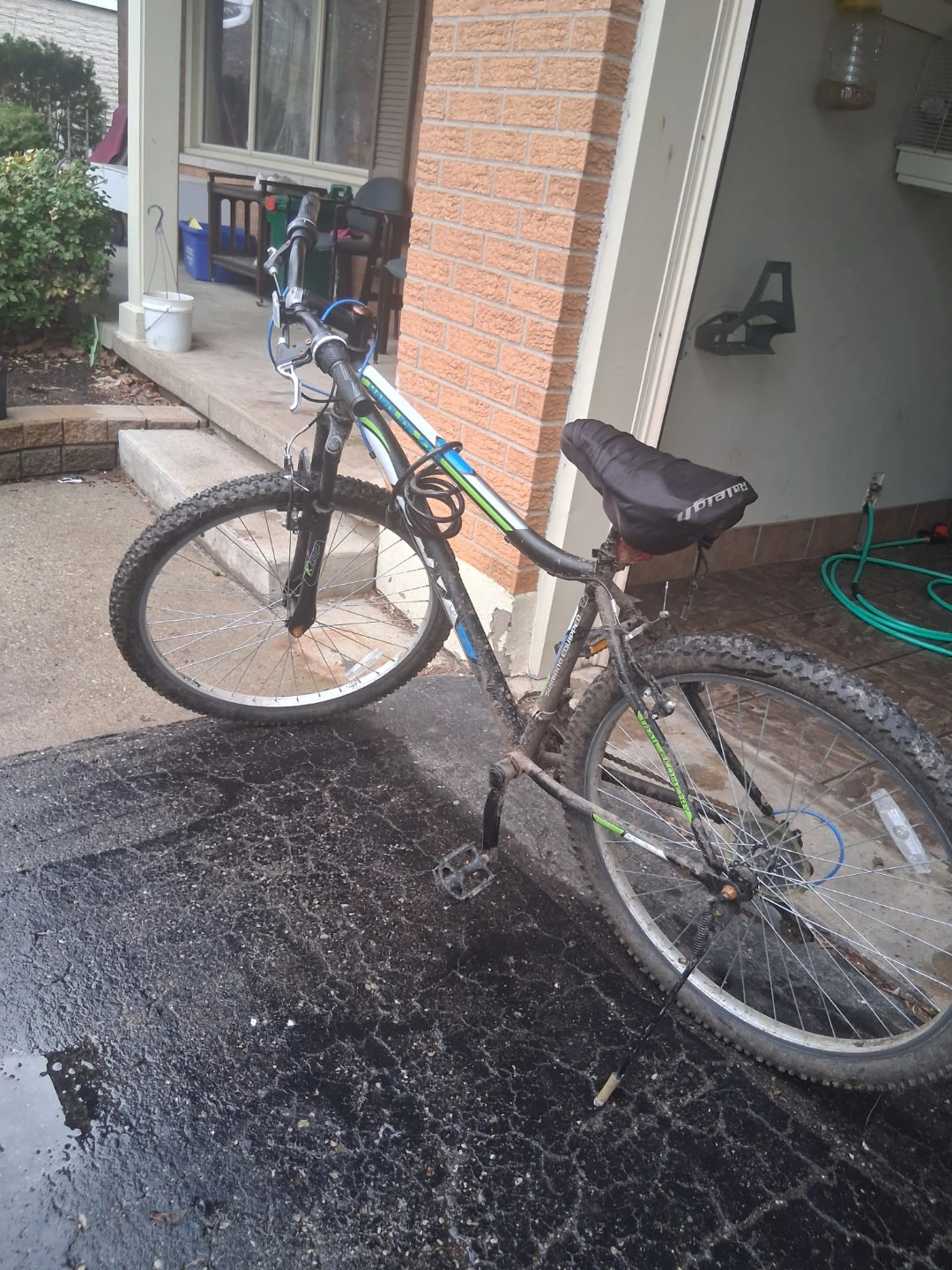 Raleigh Mountain Bike