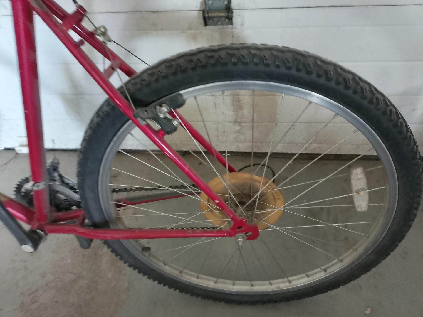 Red Schwinn Mirada Mountain Bike - photo 2