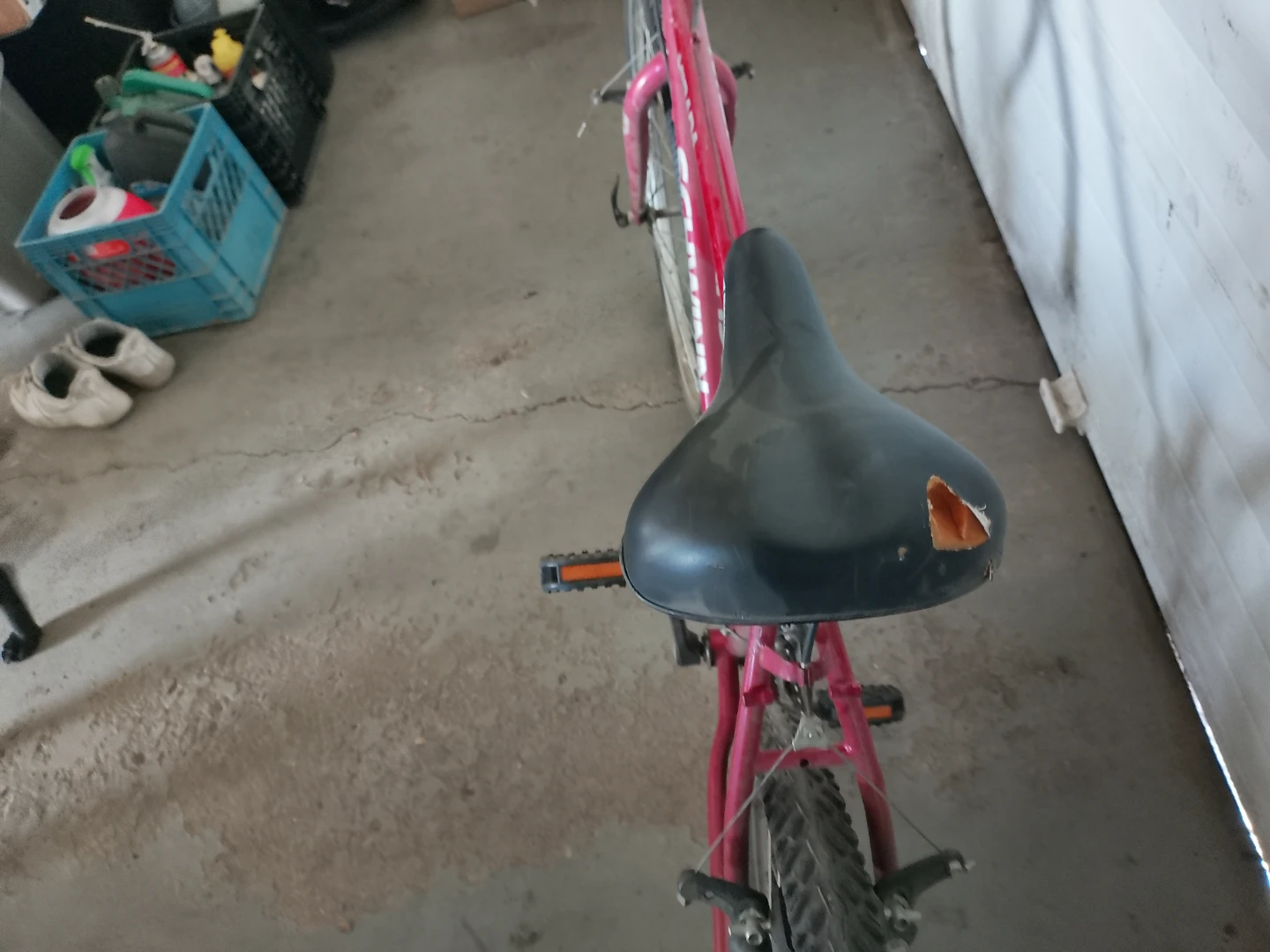 Red Schwinn Mirada Mountain Bike - photo 3