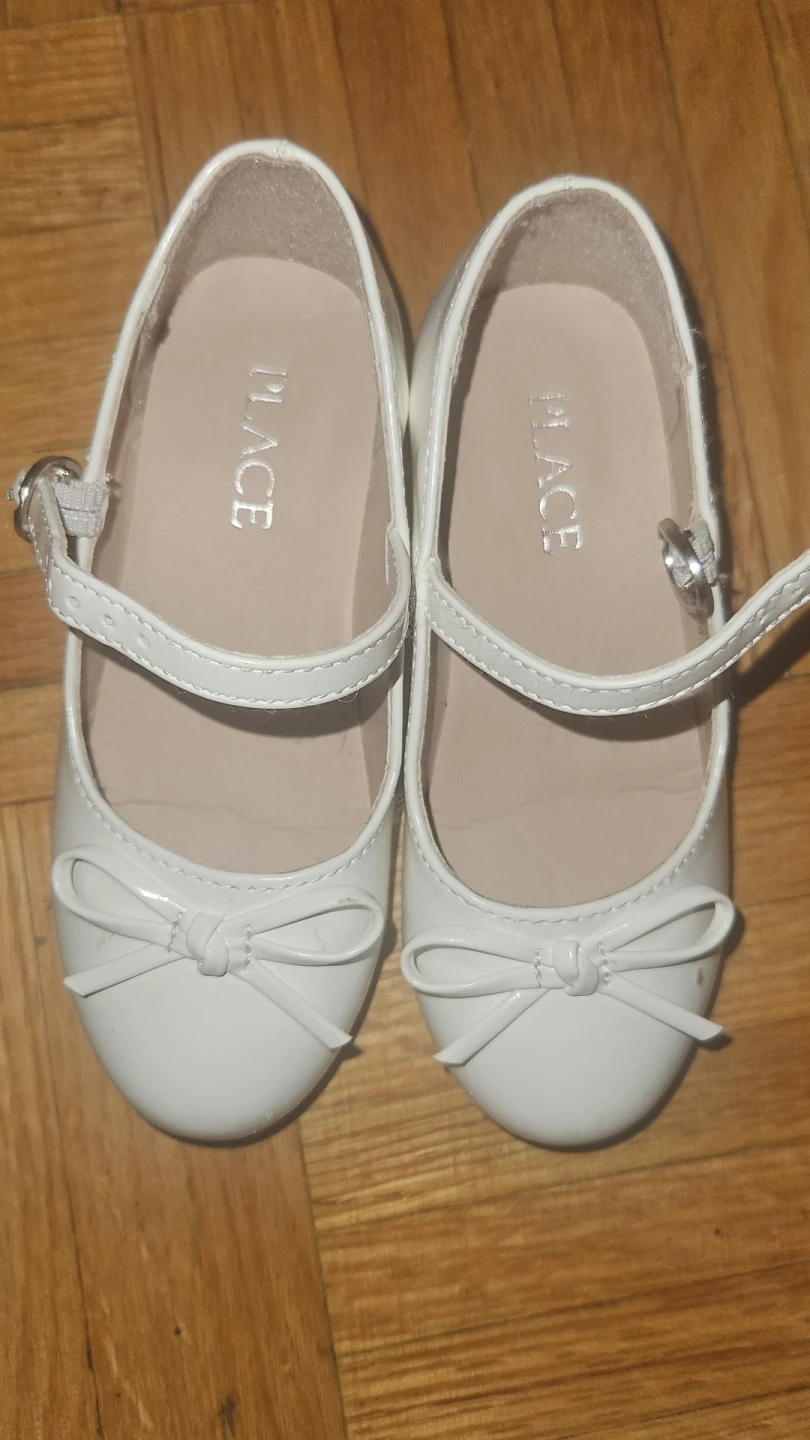 Toddler Girl size 8 White Dress Shoes