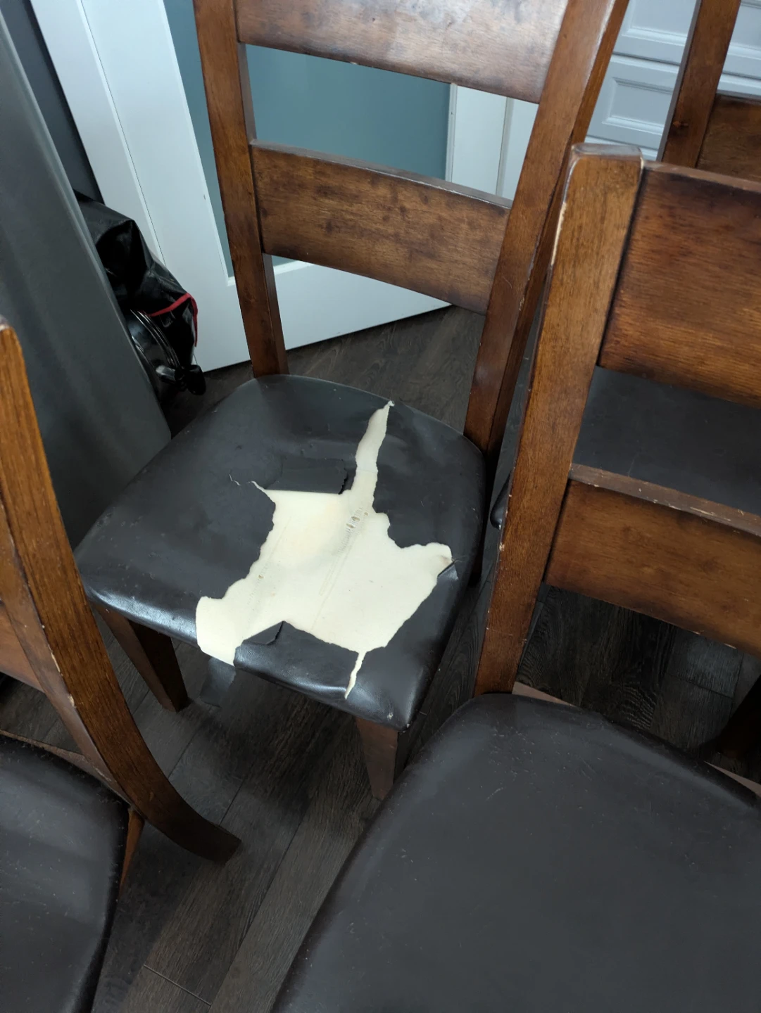 Wooden Dining Table - photo 5