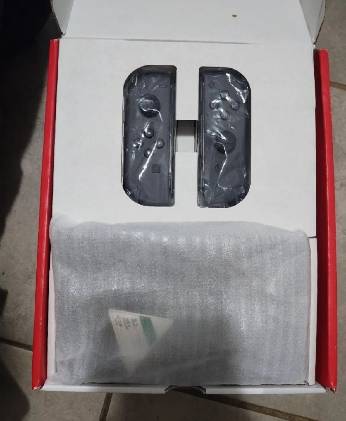 Nintendo Switch Console with Gray Joy-Cons - photo 2