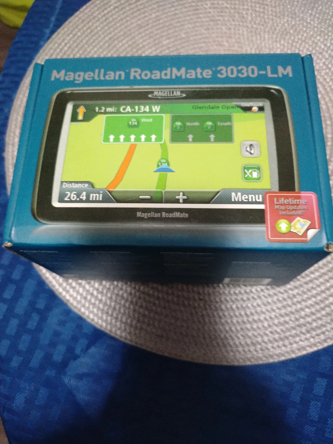 Magellan RoadMate 3030-LM GPS Navigation System