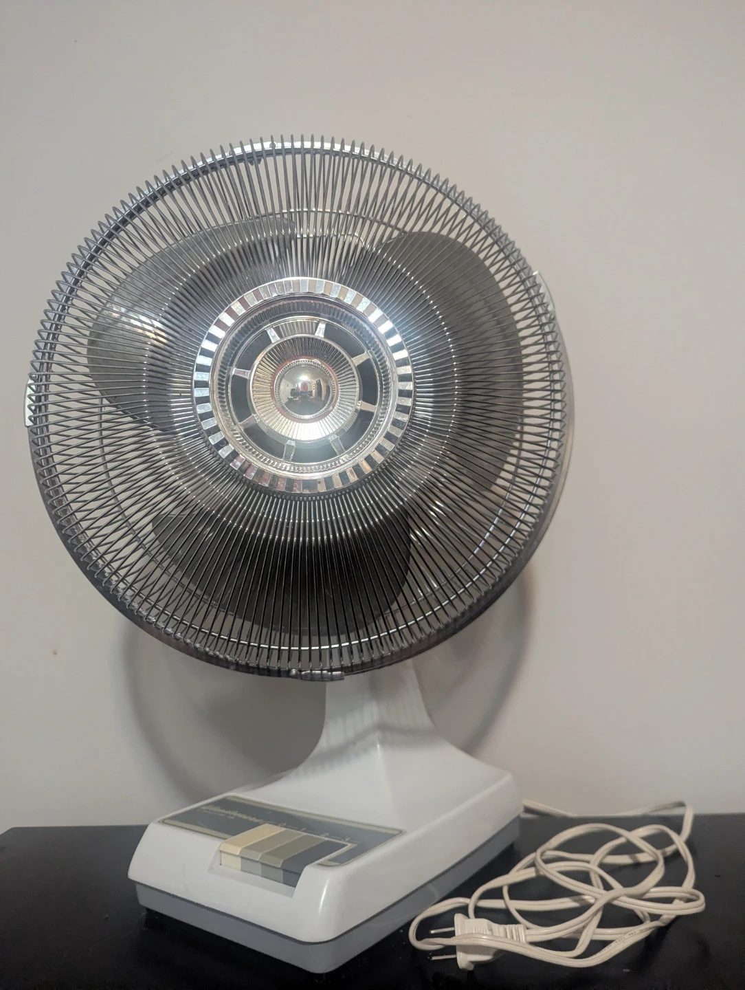 Windmere 12" Oscillating Fan