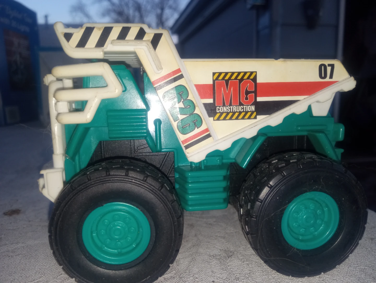 Vintage 90's MC Construction Toy Dump Truck