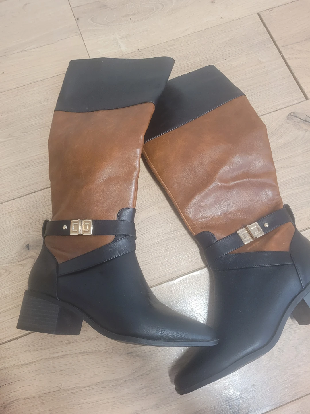 Women's Tall Boots - Black & Tan