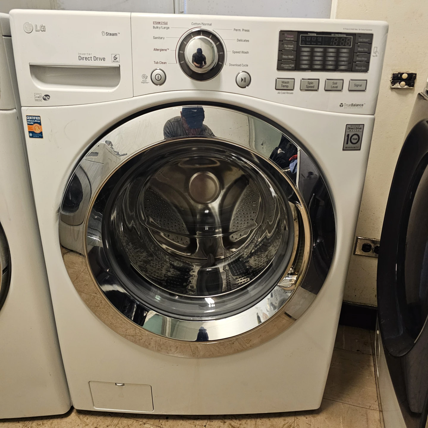 LG Front Load Steam Washer and dryer - photo 3
