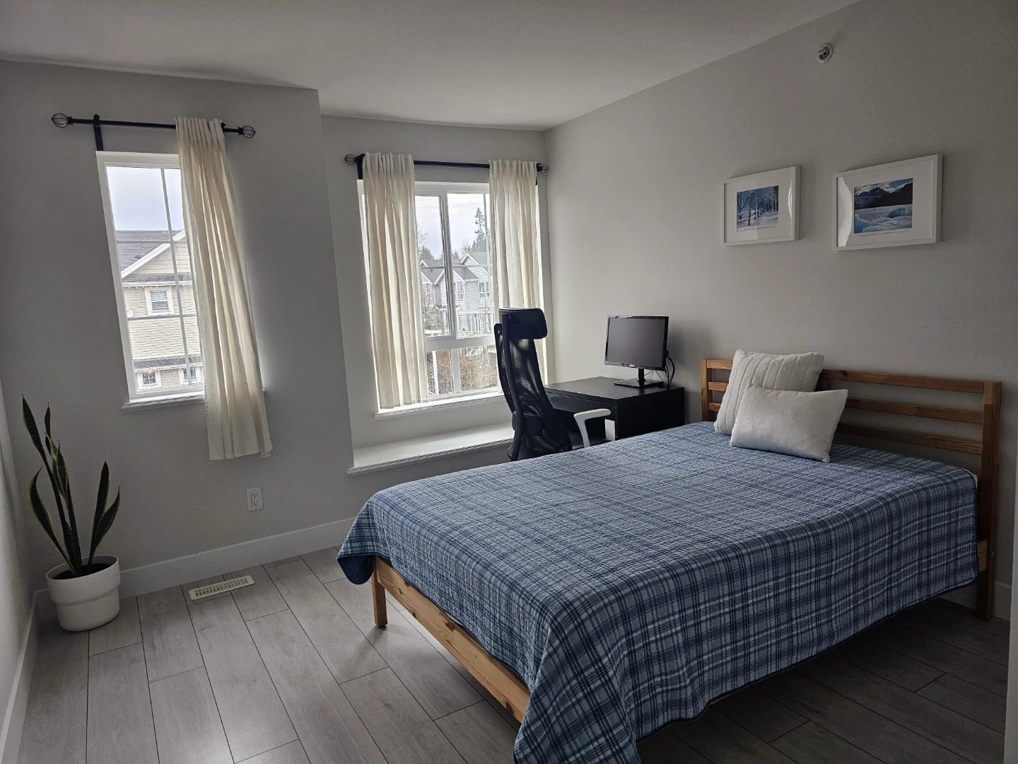 Wooden Double Bed Frame with Headboard and Slats - photo 2