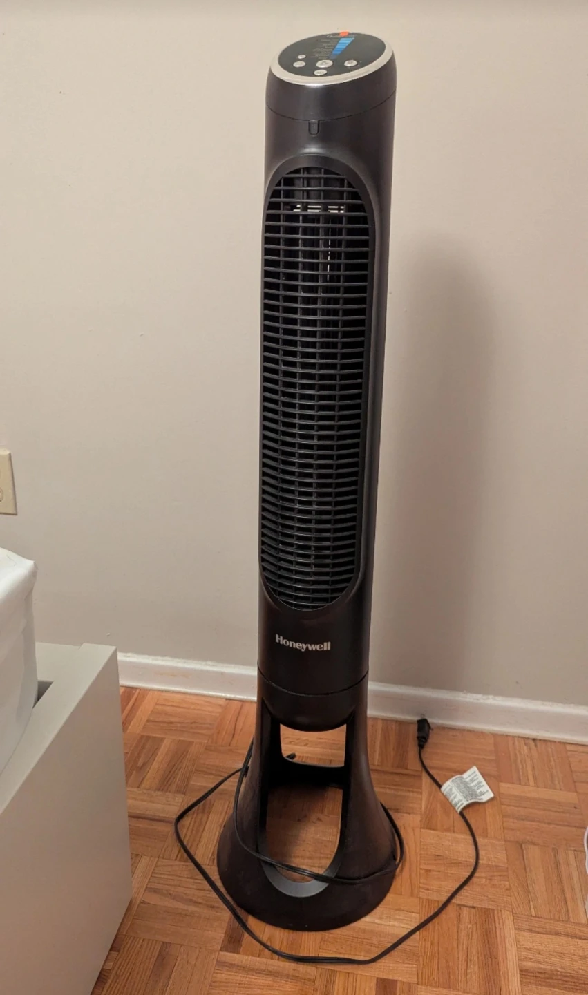 Honeywell QuietSet Tower Fan - photo 2