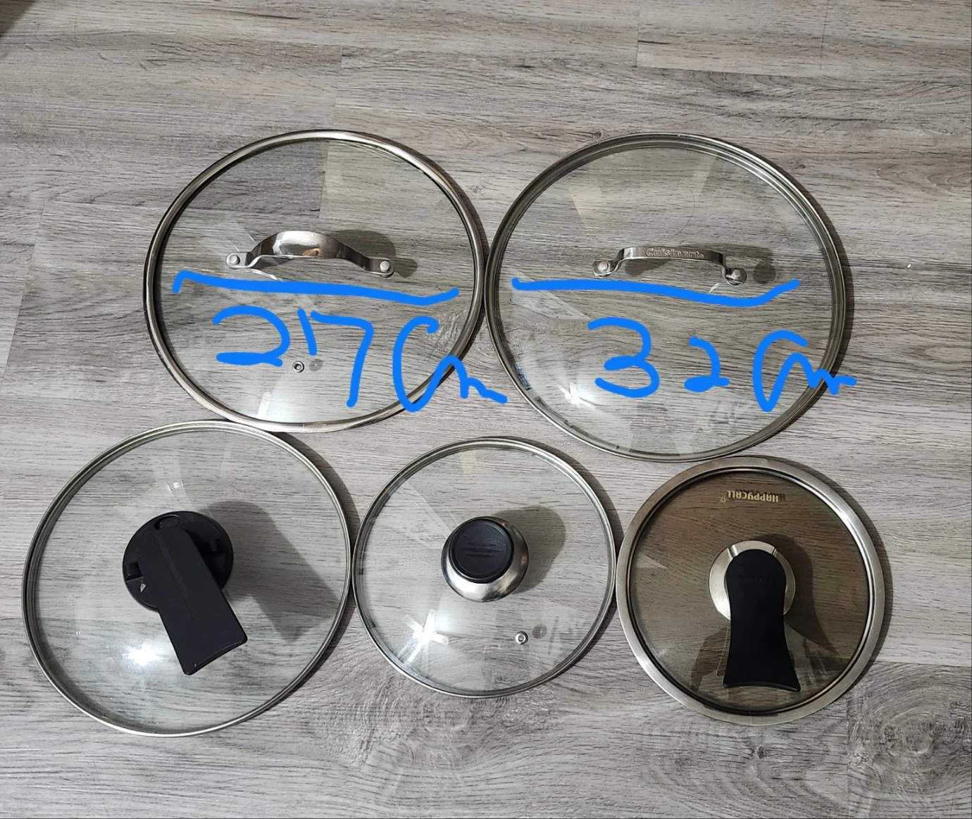 Assorted Pot Lids (21cm, 32cm, etc.)
