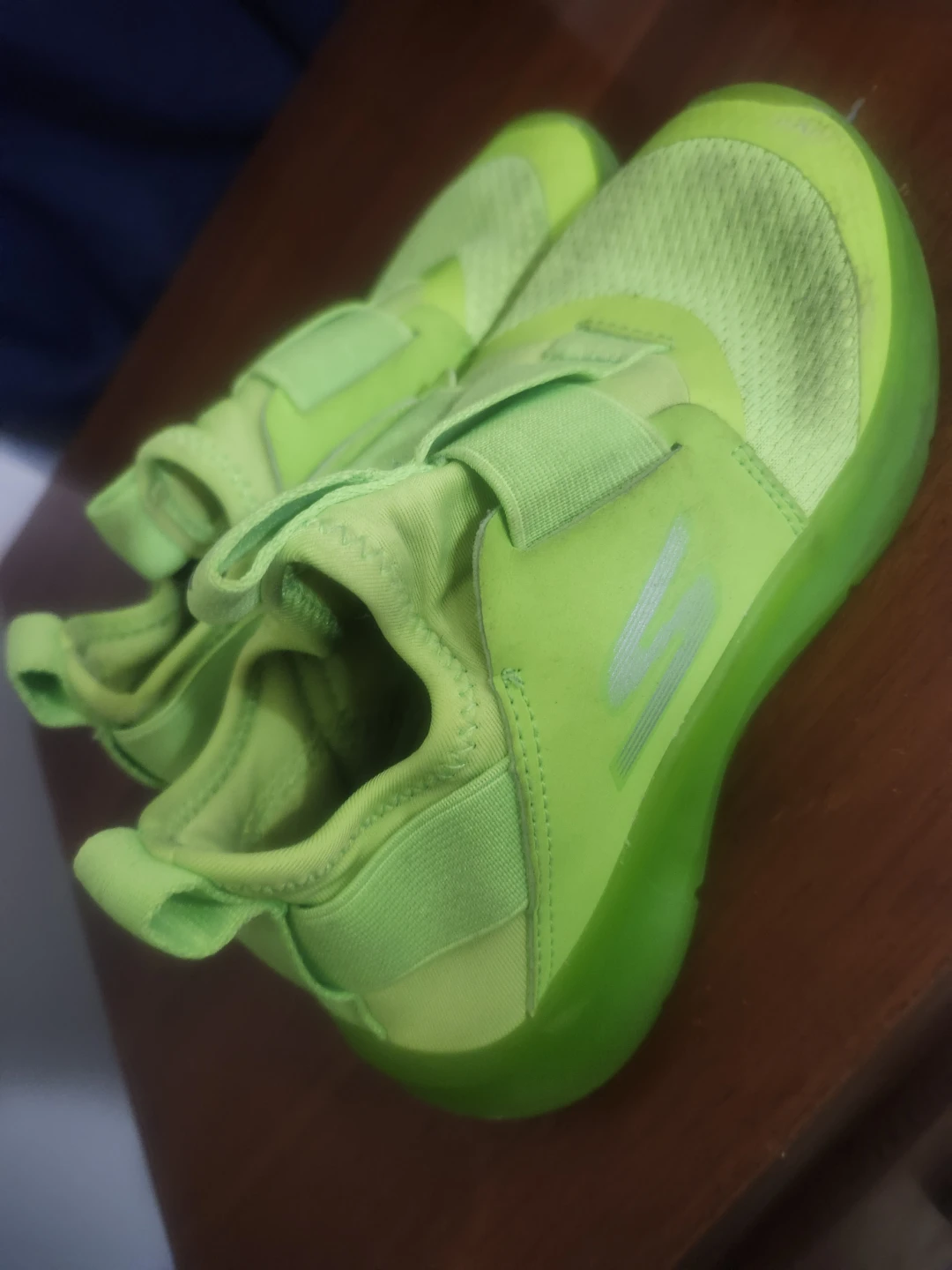 Skechers Size 1