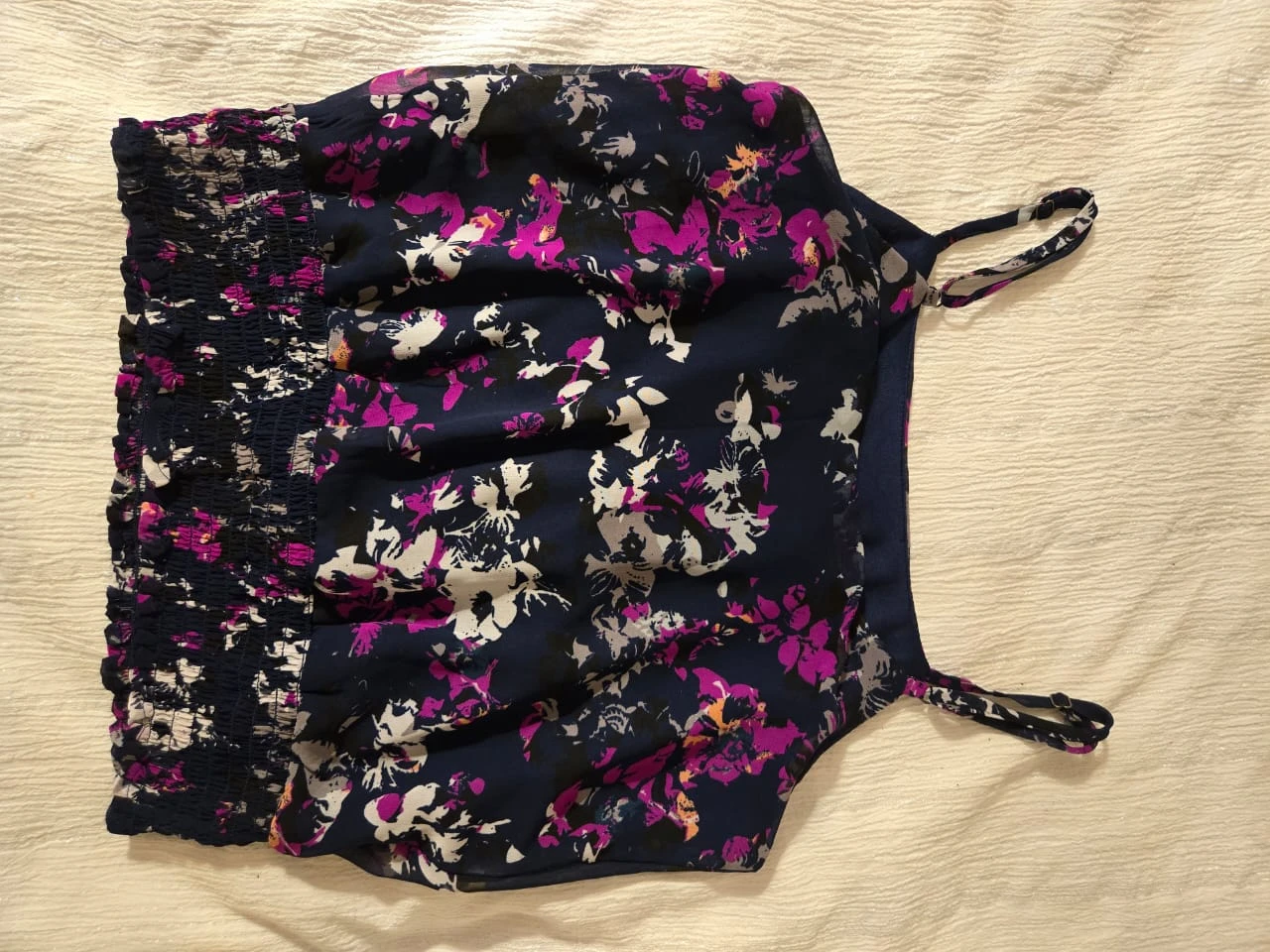 Cute and flowy navy blue crop top - photo 2