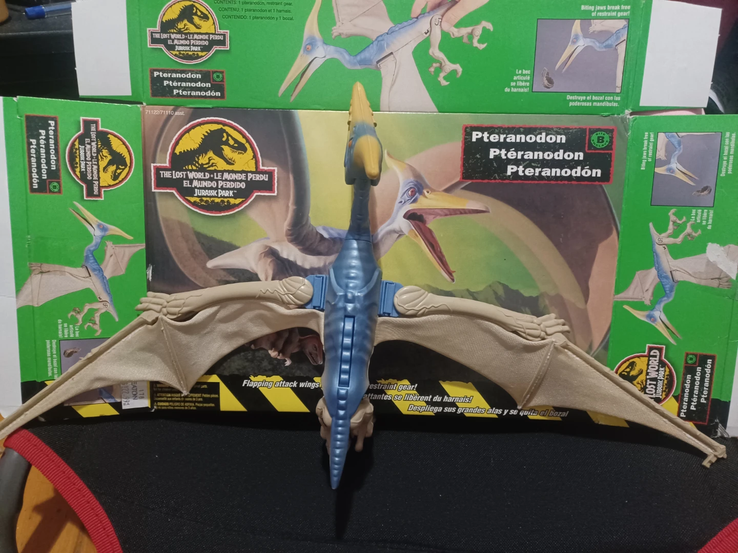 Vintage 97 Lost World: Jurassic Park Pteranodon WITH BOX