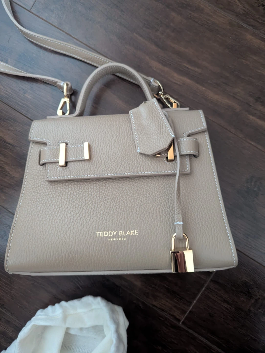 Teddy Blake New York Beige Leather Top Handle Bag