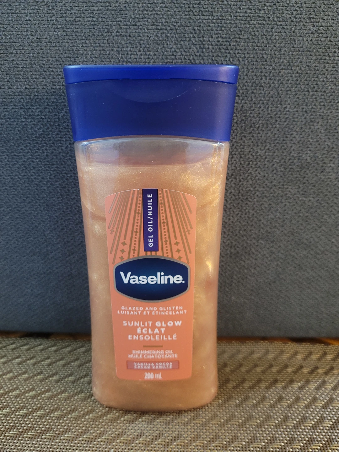 Vaseline Sunlit Glow Shimmering Oil - Vanilla Cocoa 200ml