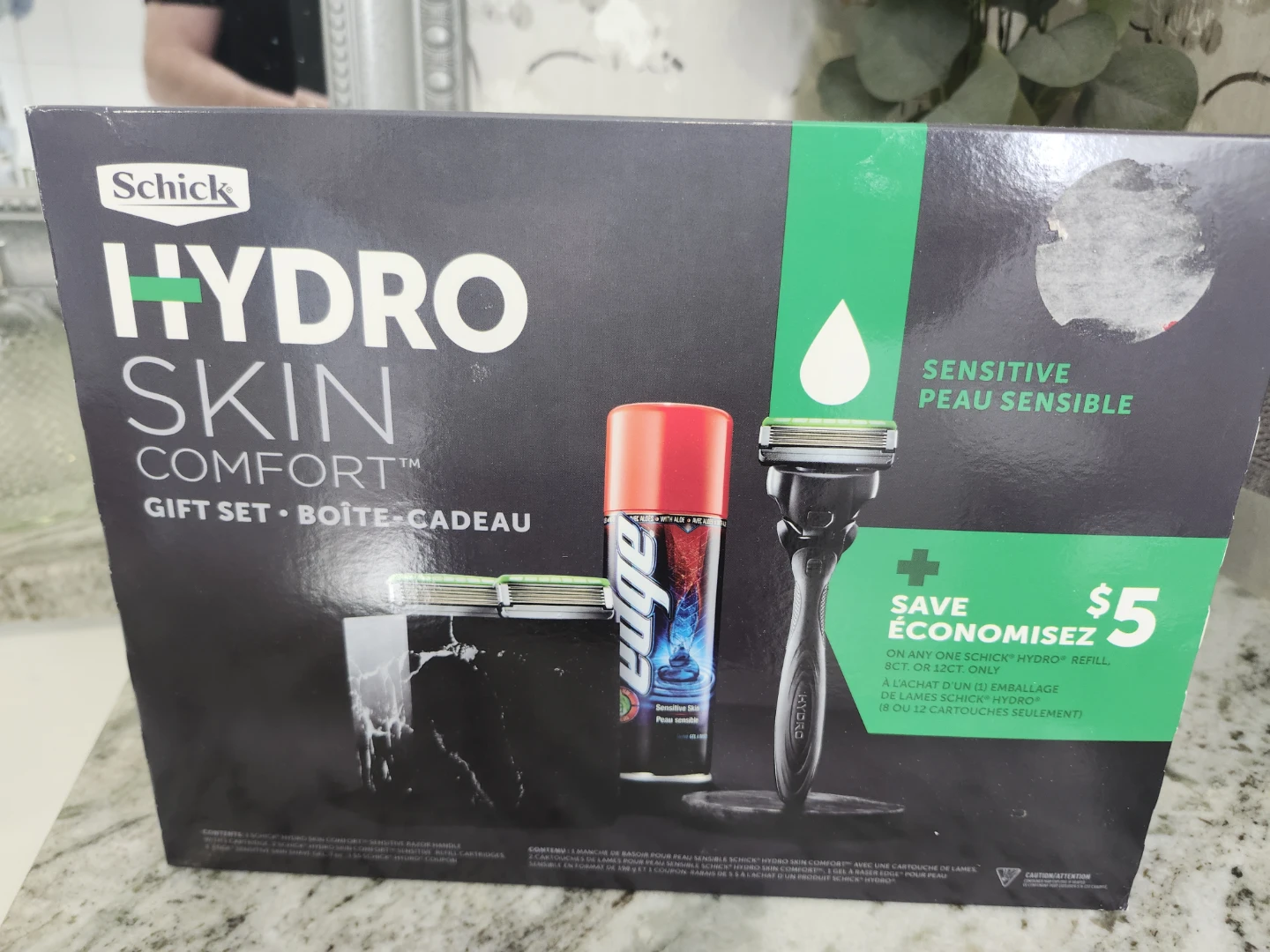 Schick Hydro Skin Comfort Sensitive Gift Set