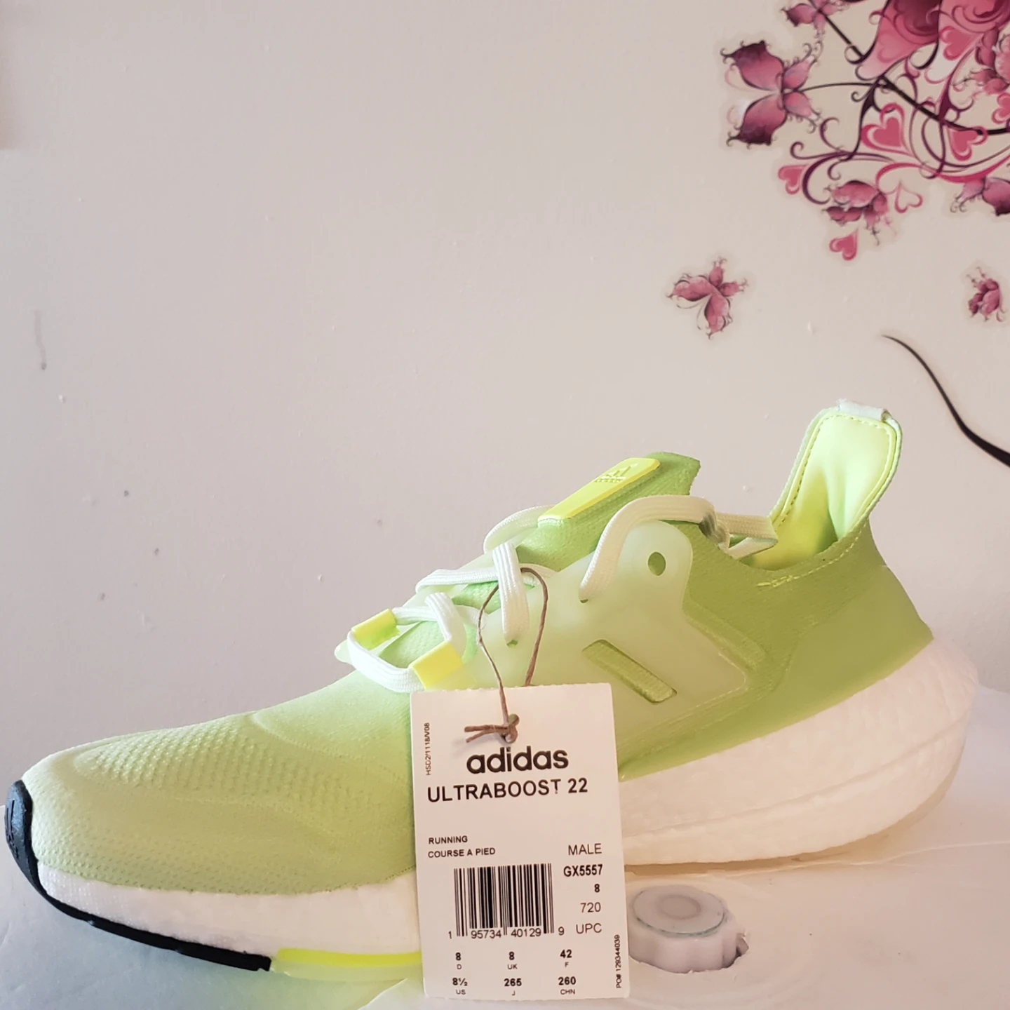 Brand new Adidas Ultraboost 22 Runing Shous Size 8 - photo 2