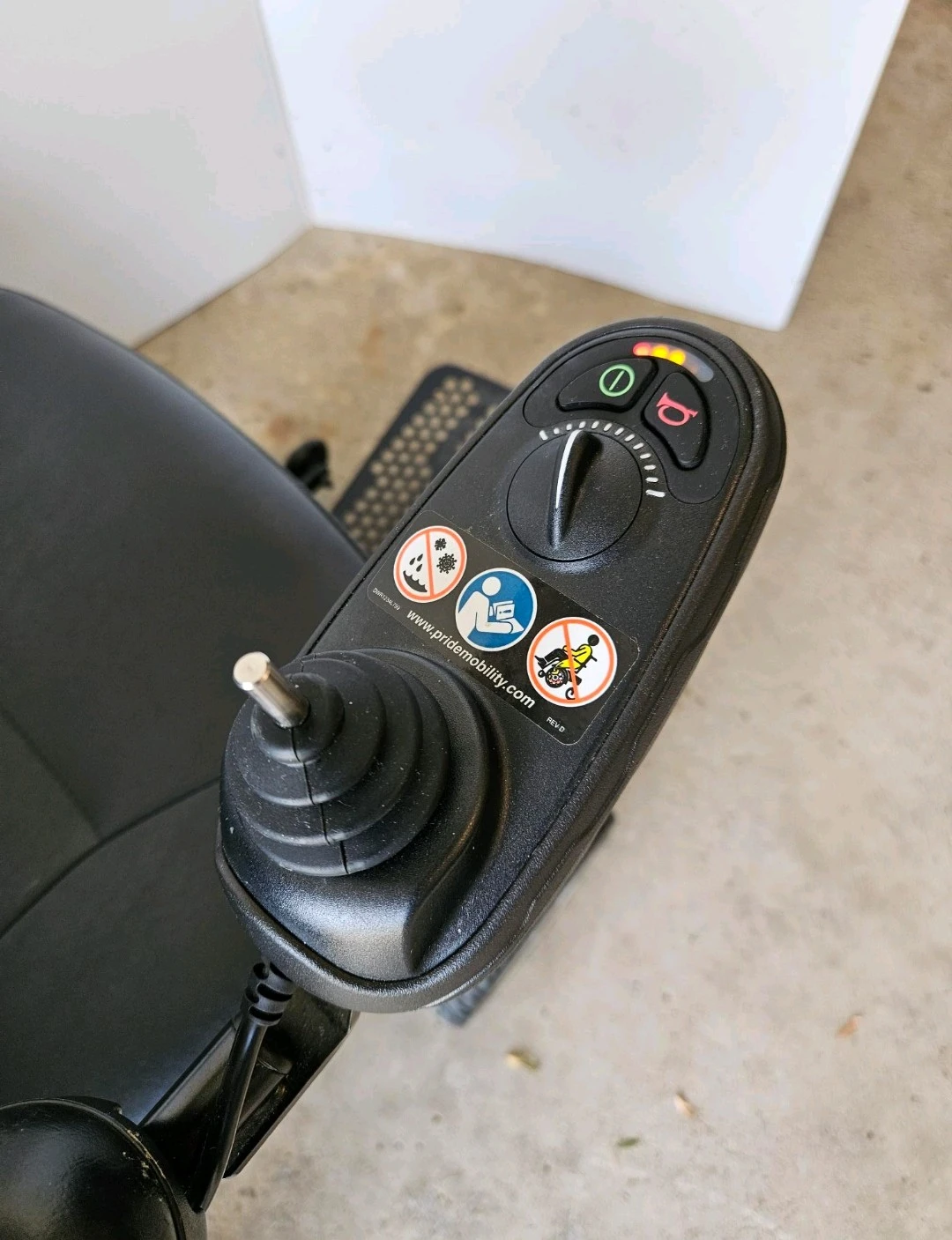 Pride Jazzy Elite ES Power Wheelchair - photo 4