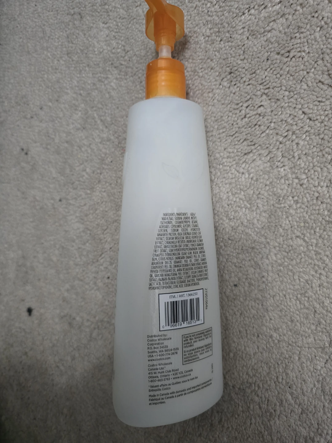 Kirkland Signature citrus body wash 800ml