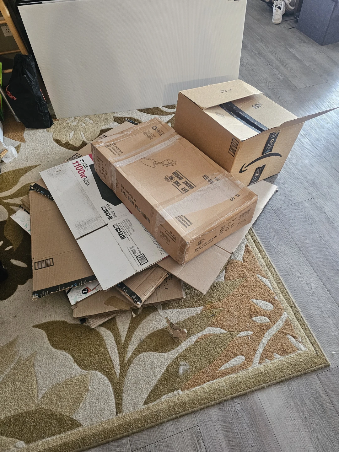 Free moving boxes