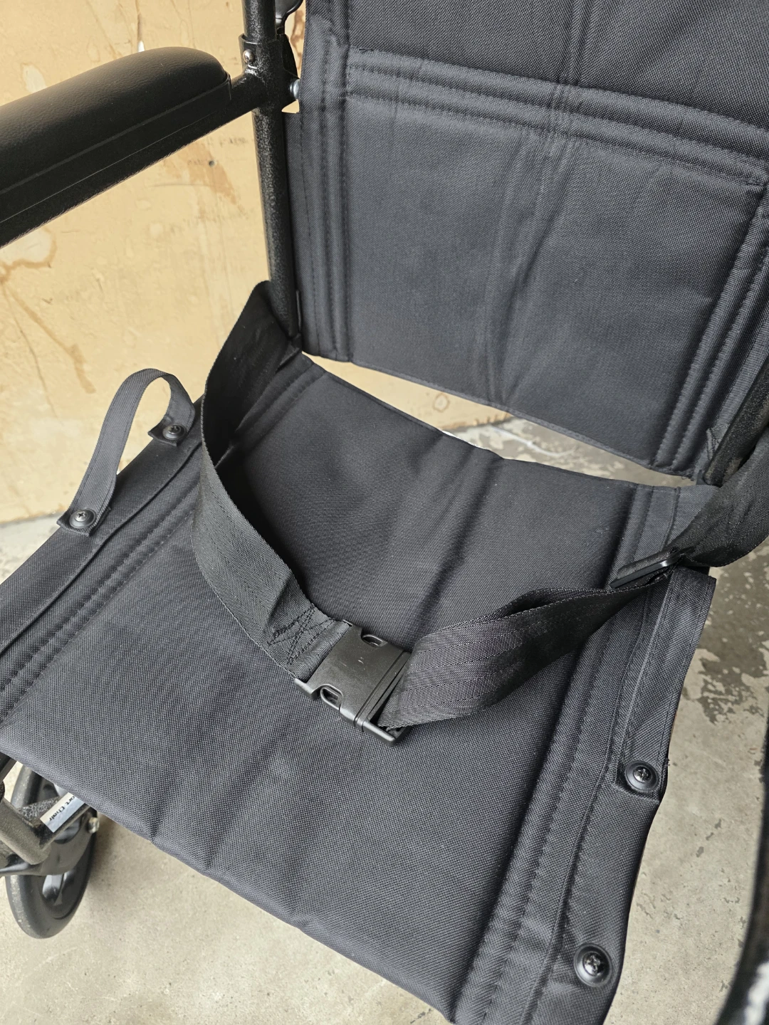Transport chair - Excellent Condition - photo 5