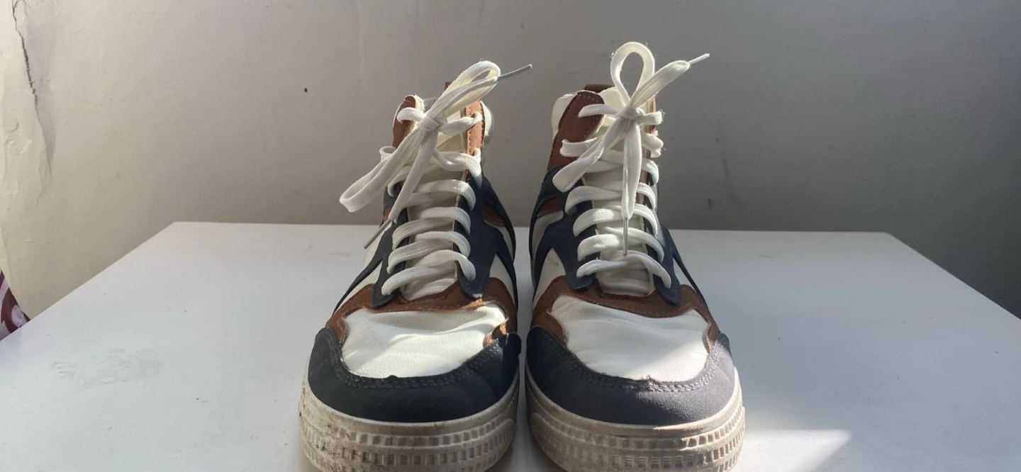 High-top Sneakers