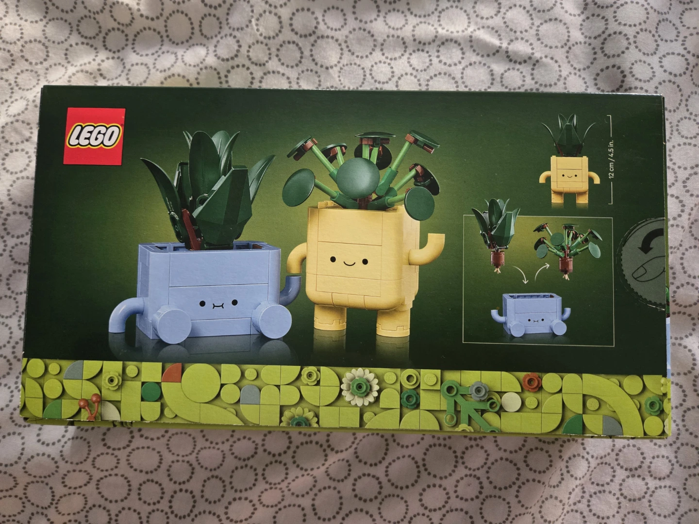 LEGO Botanicals Happy Plants Building Set 10349 - photo 2
