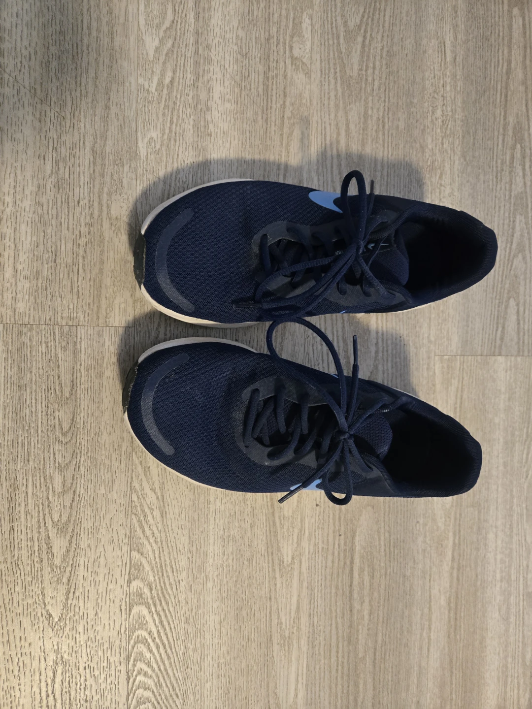 Nike Running Shoes - Size US 8.5 W - photo 3