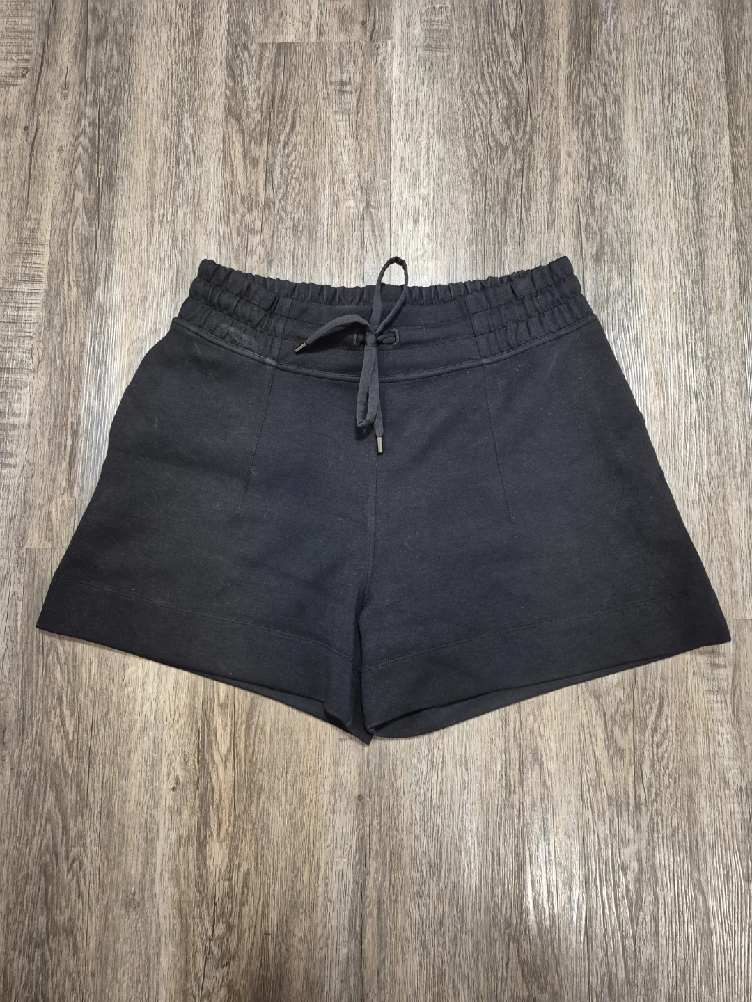 Lululemon Soft Ambitions High Rise Short 4"