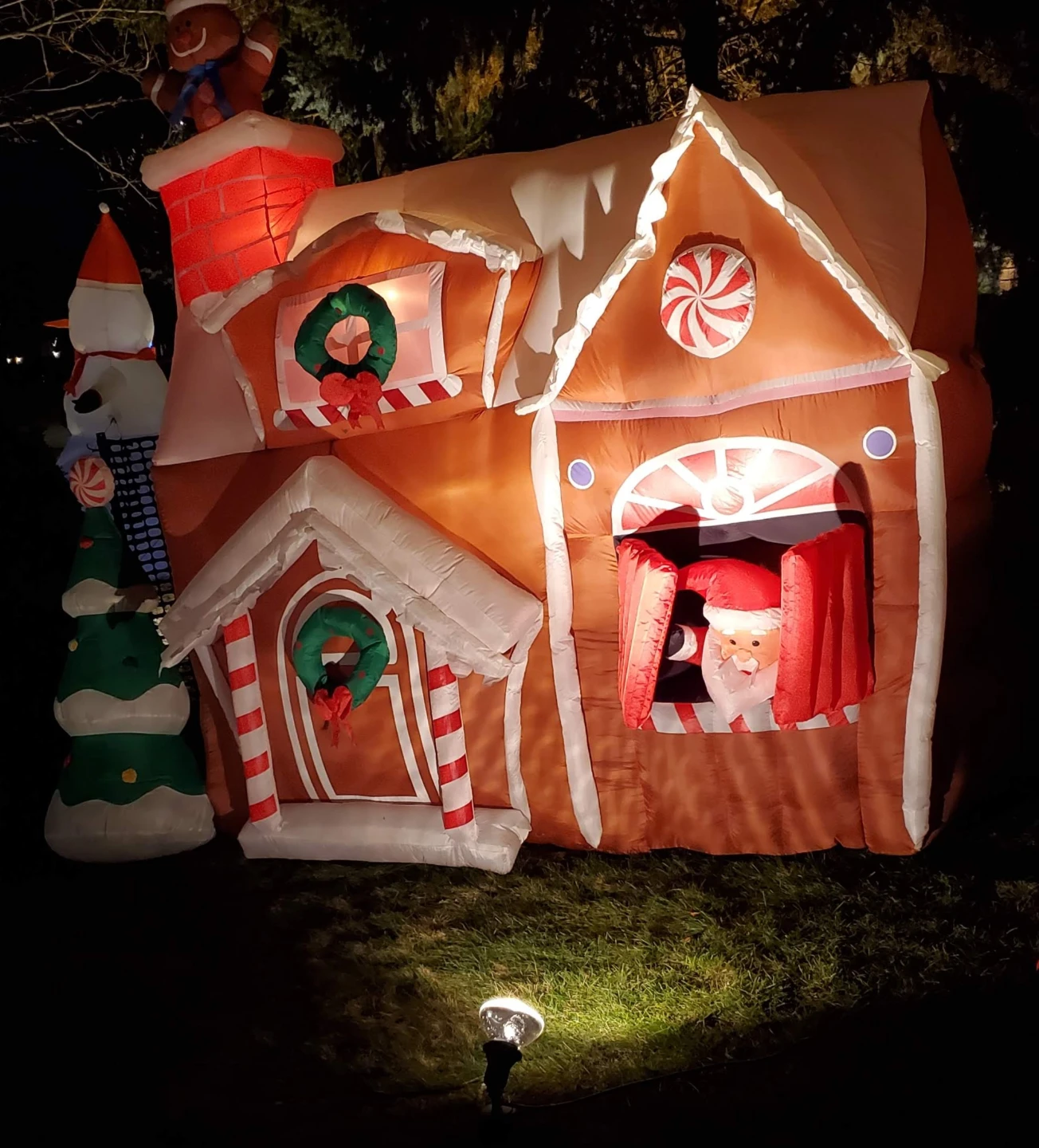 Large Inflatable Gingerbread House Christmas Decoration - photo 3