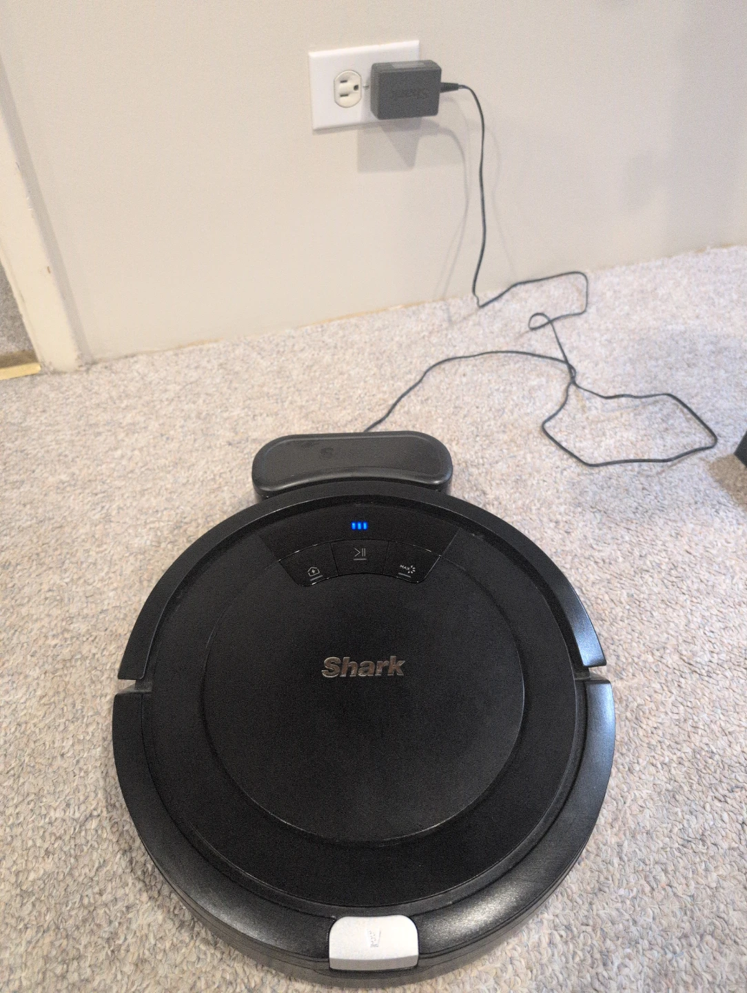 Shark RV754 Robot Vacuum Cleaner
