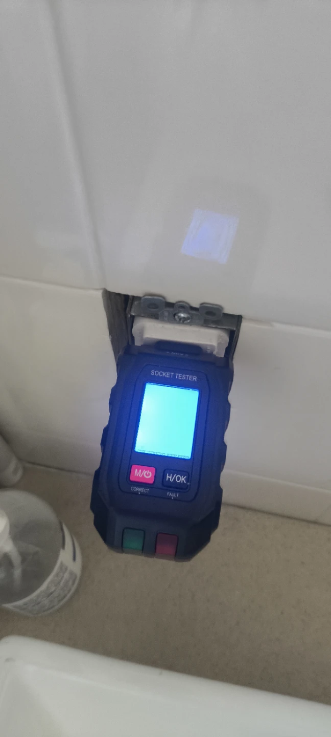 Your Outlet Might Be Unsafe – Check It in Seconds! - photo 4