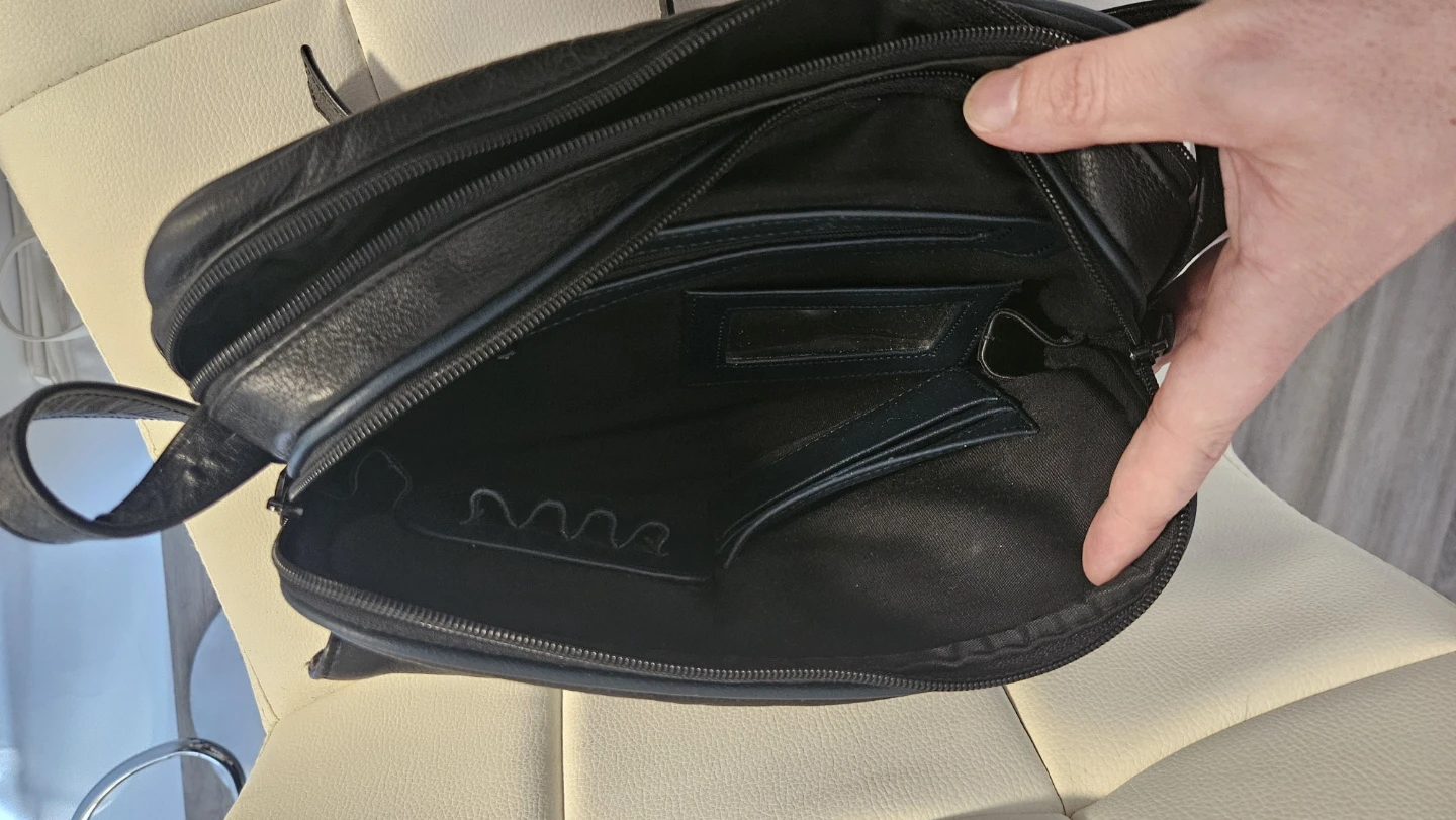 Black Leather Shoulder Bag - photo 3
