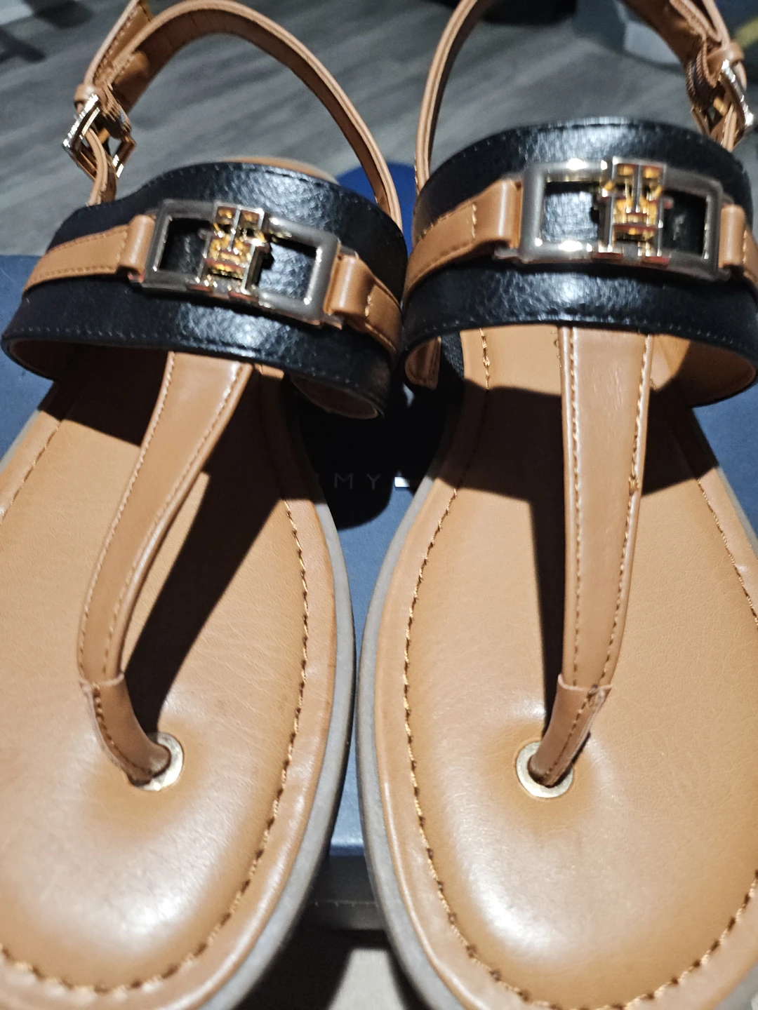 Tommy Hilfiger Women's Tan & Black Accent Flat Sandals