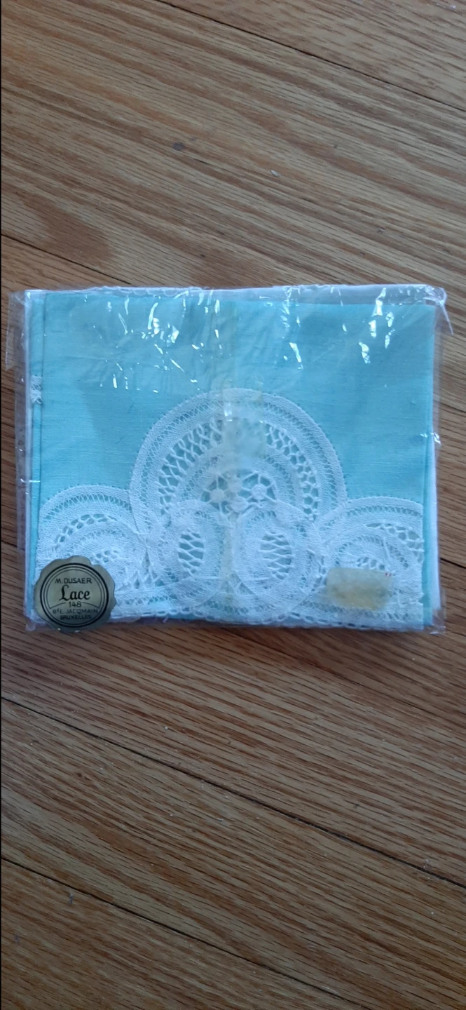 Vintage Ladies Lace Hankerchiefs - photo 2