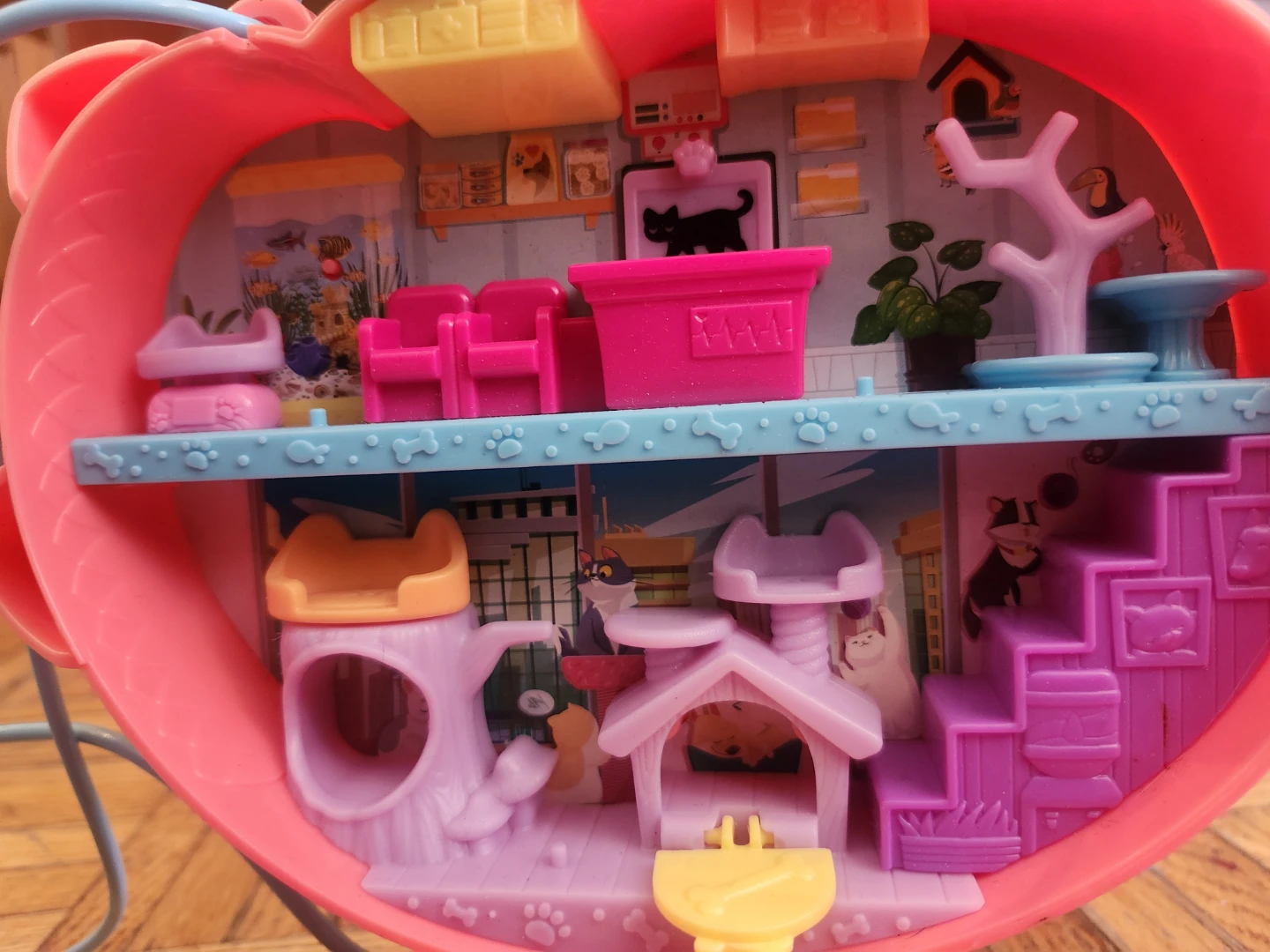 Polly Pocket Pet Care Compact Playset - photo 3