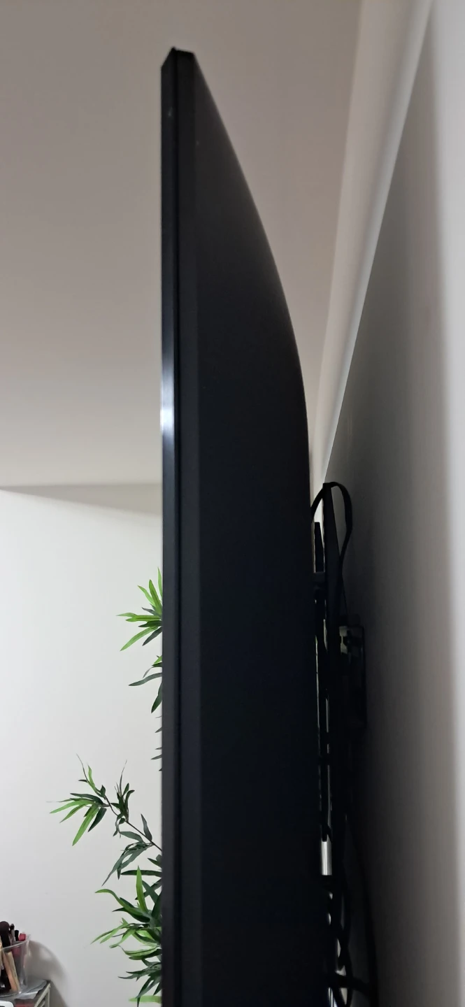 LG 55 inch TV - photo 4