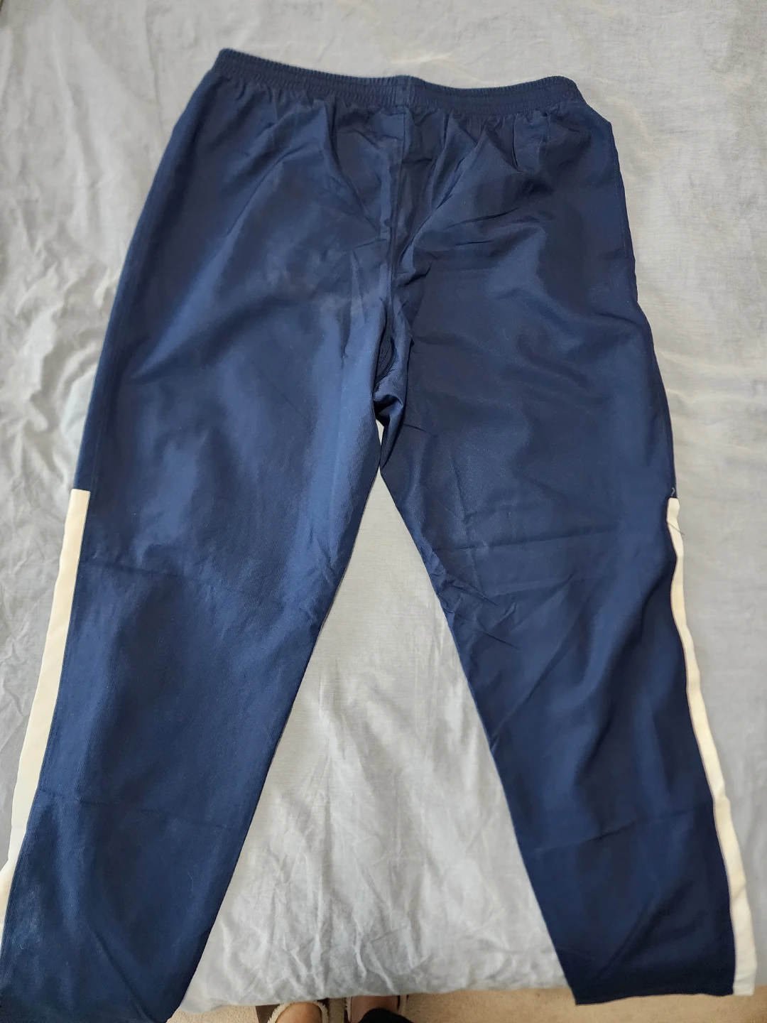 Under Armour Navy & White Track Pants - XL size - photo 2