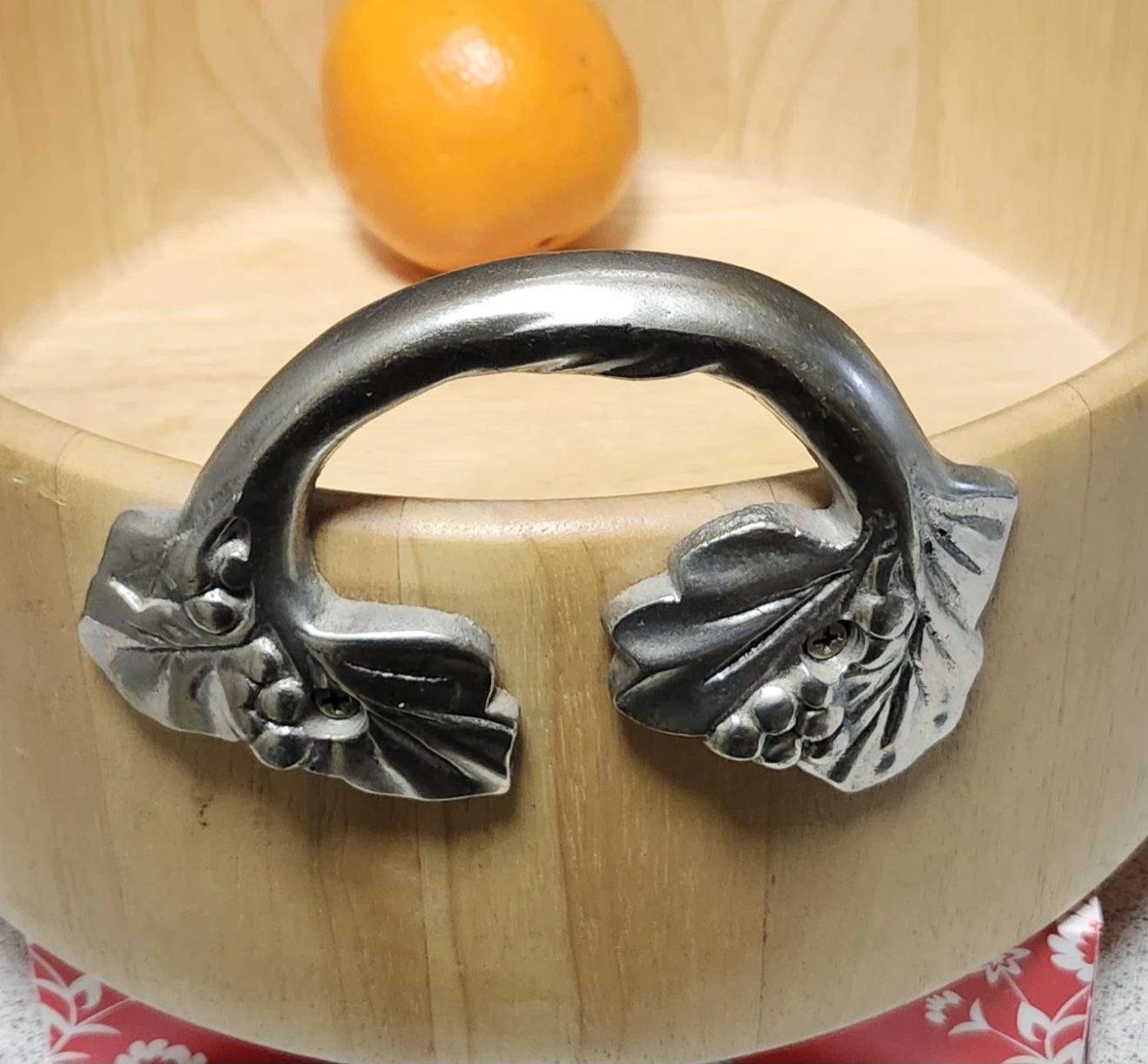 Well Equipped Kitchen Wood Salad Bowl with Metal Handles - photo 4